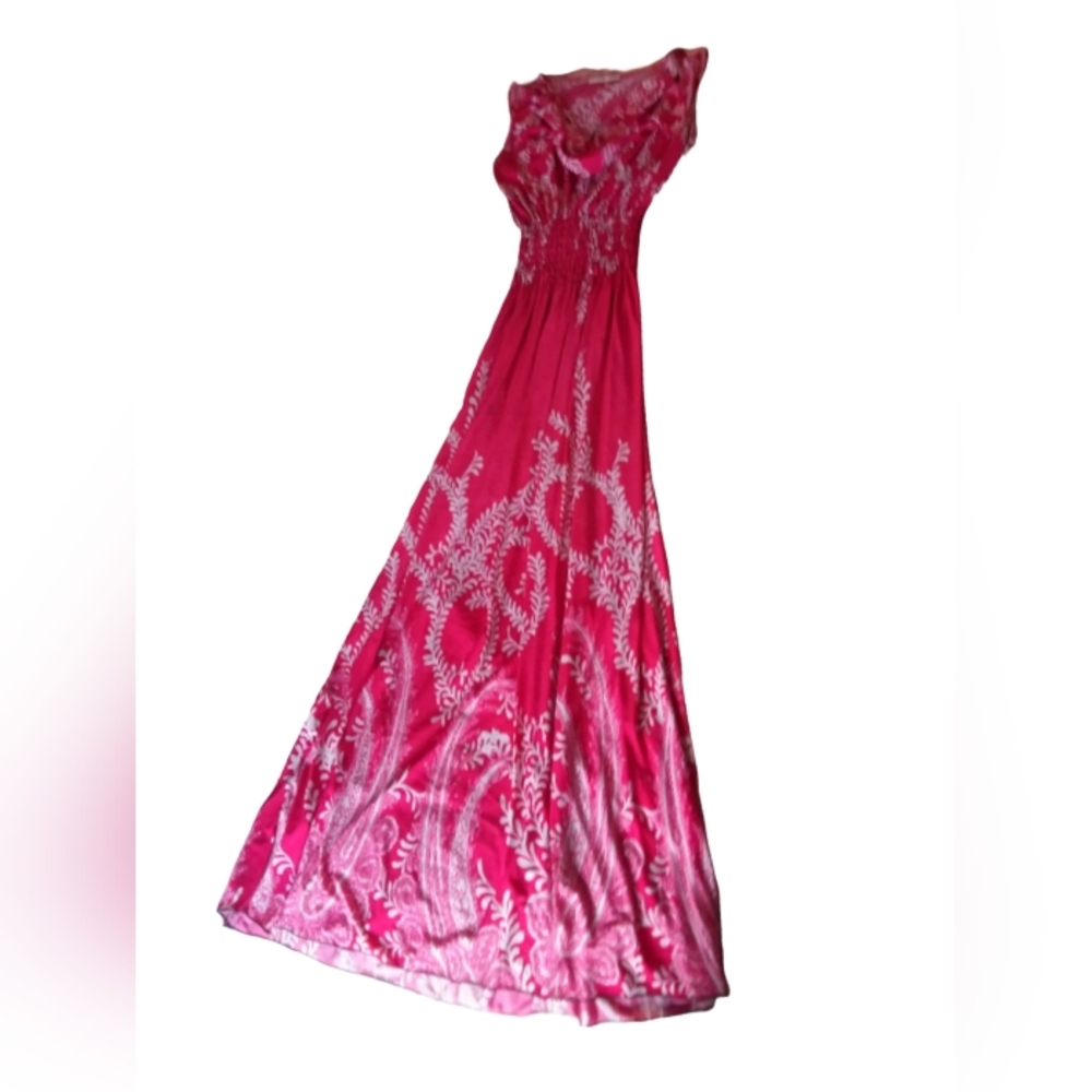 Elegant Pink Maxi Dress Size Medium